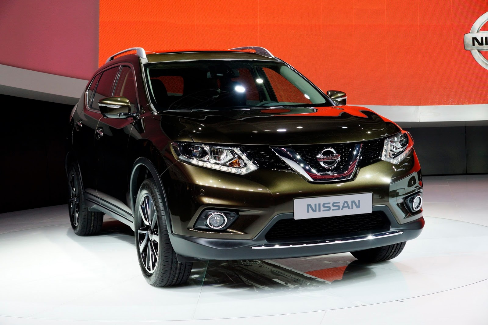 [2014-Nissan-Rogue-X-Trail-SUV-10%255B2%255D.jpg]