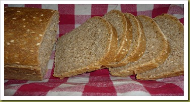 Pane integrale con pasta madre ai semi di sesamo (6)
