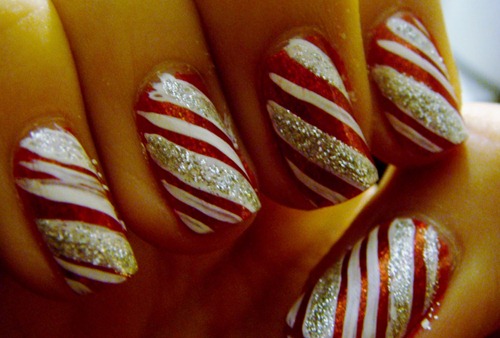 Sparkley Candy Cane Nails