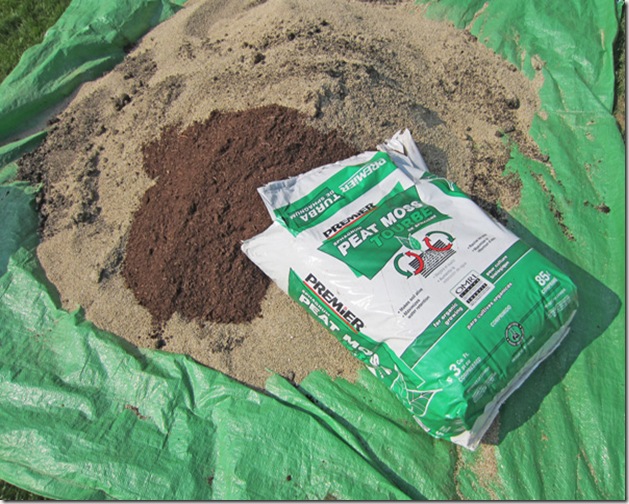 Adding peat moss to the blend of compost and vermiculite
