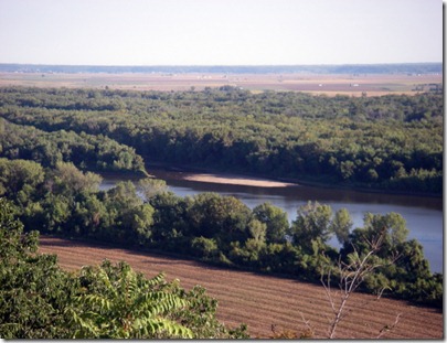 View of the Mississppi Riverfrom an overlook on IA 79.