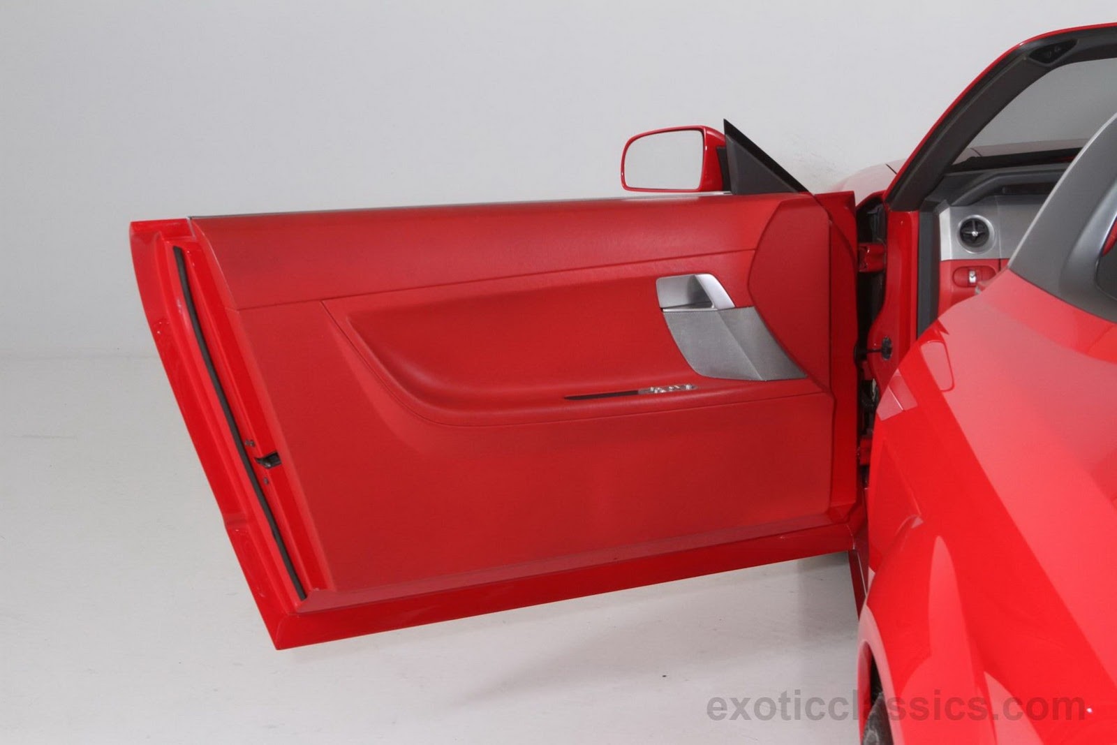 [2004-Ford-Mustang-GT-Convertible-Concept-13%255B4%255D.jpg]