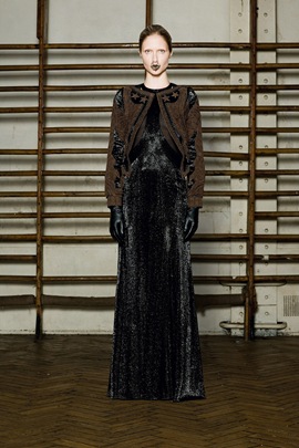 givenchy-spring-2012-couture-05_170647526362