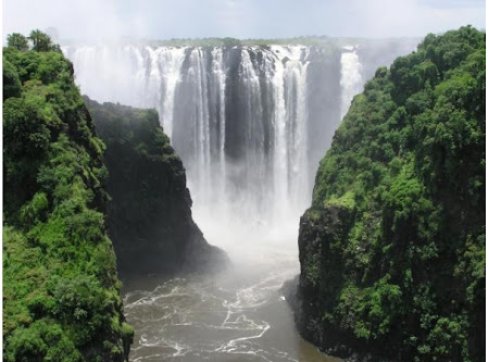 Cascada Victoria intre Zambia si Zimbabwe