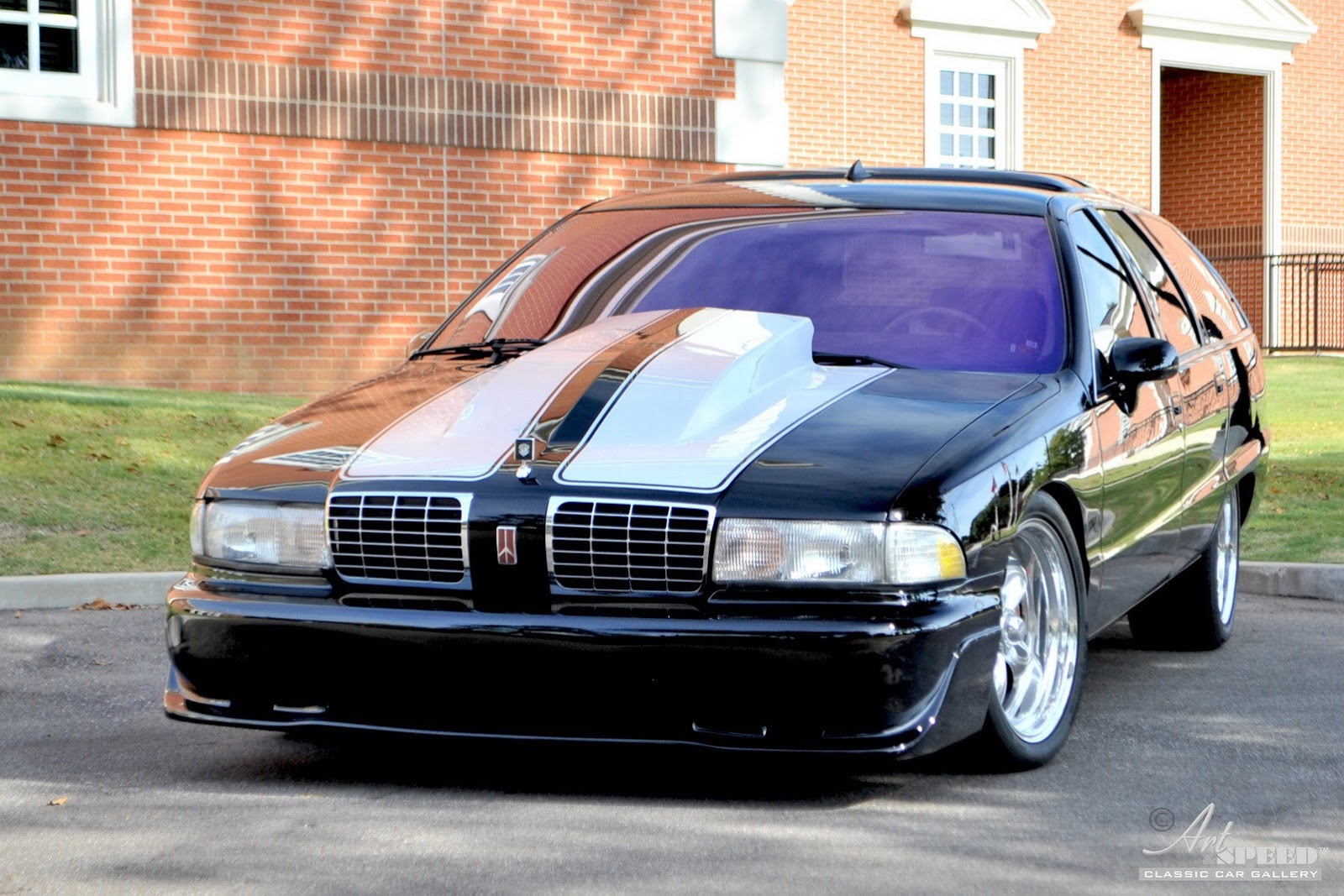 [Oldsomobile-Custom%2520Cruiser-Wagon-33%255B5%255D.jpg]