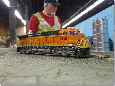 IMG_5390 BNSF AC4400CW #5648 on the LK&R HO-Scale Layout at the WGH Show in Portland, OR on February 17, 2007