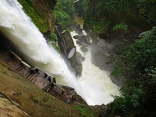 [b40e6874cb36e6694f1979859f788d47%255B5%255D.jpg]