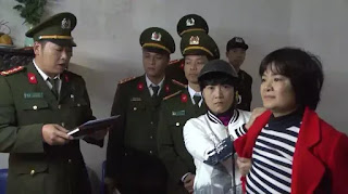 Chị Trần Thị Nga bị đánh gãy cả chân cả tay… Chị Trần Thị Nga bị đánh gãy cả chân cả tay…