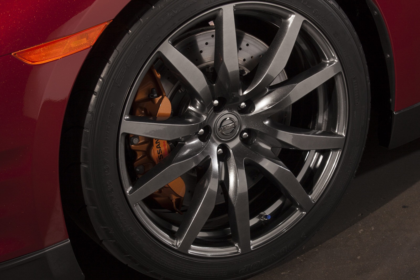 [2015-Nissan-GT-R-26%255B2%255D.jpg]