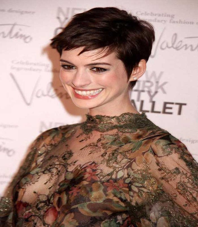 [anne-hathaway-hot-2013-5%255B4%255D.jpg]