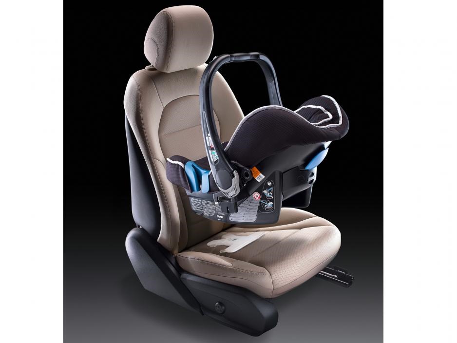 [2015-Mercedes-C-Class-Sedan-10%255B2%255D.jpg]