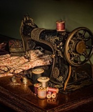 [sewingmachine3.jpg]