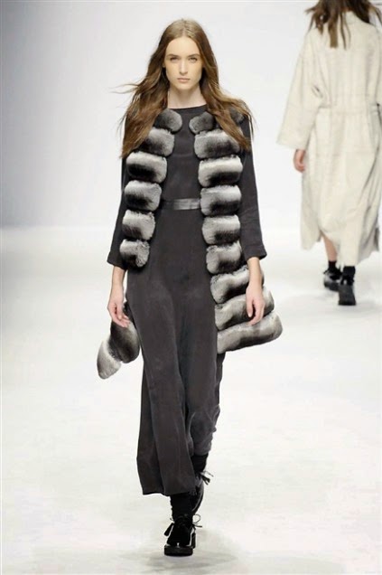 [Ravizza-RF15-0420_oggetto_sfilata_430x620%255B2%255D.jpg]