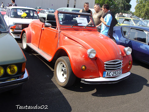 superbe 2CV Cabriolet Anglais