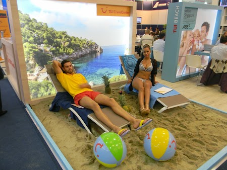 04. Oameni la plaja.JPG