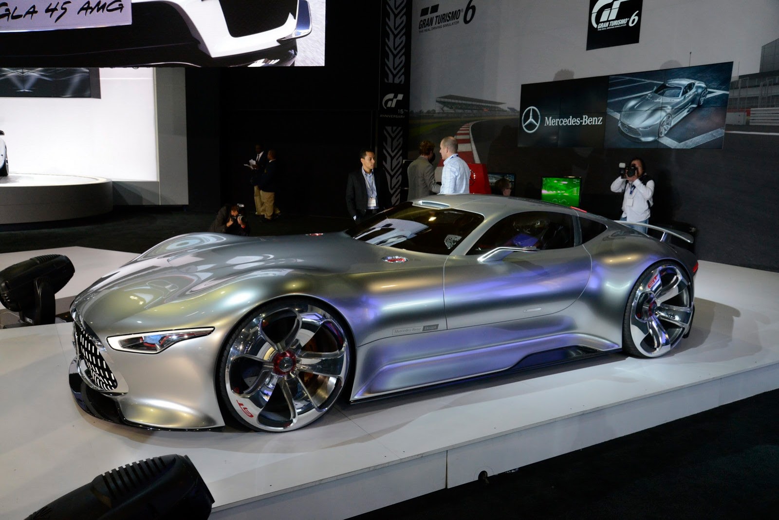 [Mercedes-Benz-Vision_1%255B2%255D.jpg]