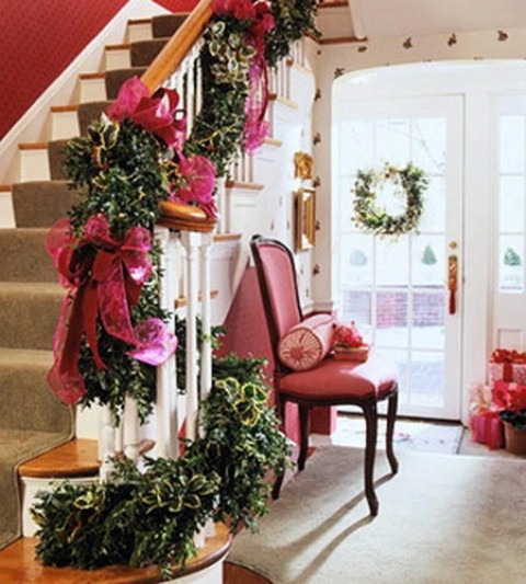 [christmas-stairs-decoration-ideas-13%255B12%255D.jpg]