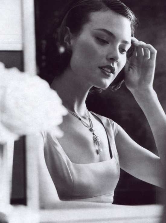 shalom-harlow-tiffany-campaign-3