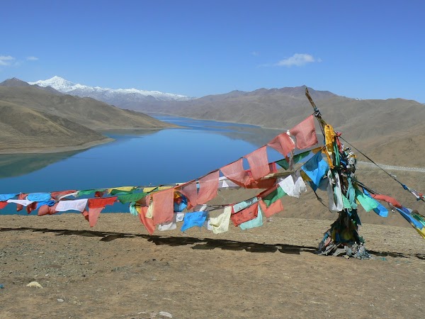 Obiective turistice Tibet: Yamdrok tso.JPG