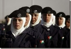 Model Hijab Polisi Wanita (6)