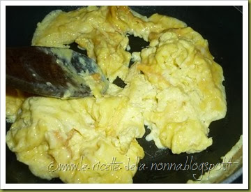 Penne senza glutine con cipolla, verza, uova e patate (8)