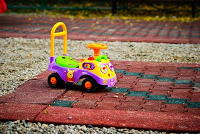 playful-car