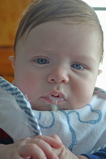 [Baby%2520Doc%2520first%2520solid%2520food%255B3%255D.jpg]