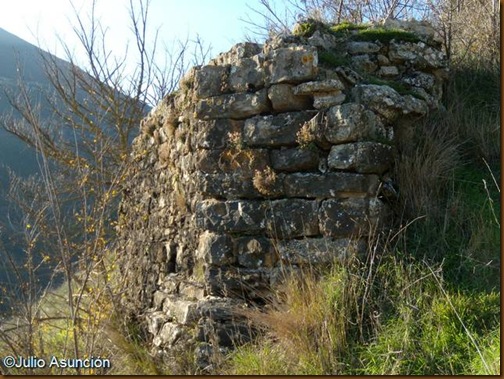 Castillo de Monreal - Resto de muralla exterior