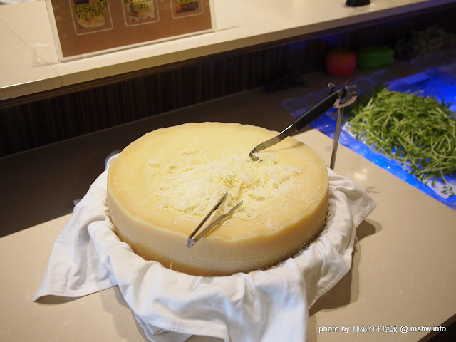 【食記】彰化食觀天下複合式餐廳@員林 : 食材新鮮,種類多元的海鮮百匯自助餐,算是對得起價格吧! 中式 冰品 冰淇淋 包子類 區域 午餐 台式 吃到飽 員林鎮 壽司 巧克力 彰化縣 披薩 日式 晚餐 果汁 水果 派塔類 海鮮 港式 滷味 炸雞 烤雞 甜點 藥膳 蛋糕 西式 輕食 酒類 飲食/食記/吃吃喝喝 麵食類 麻辣 