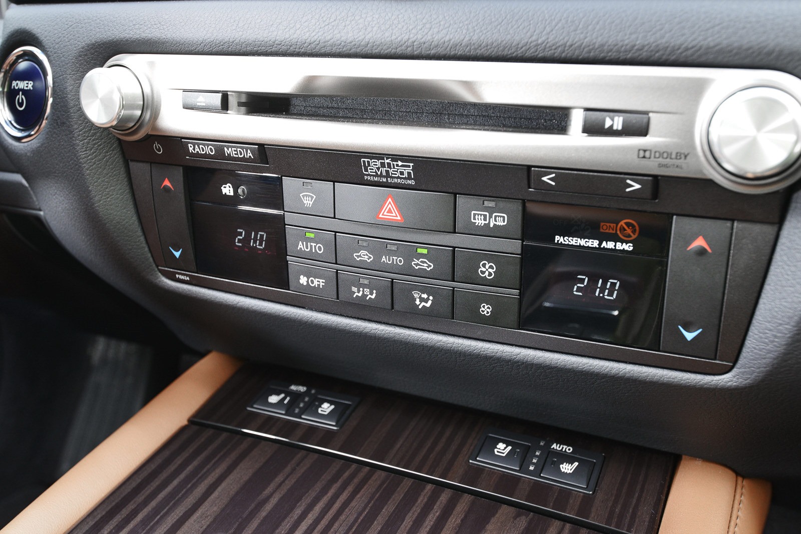 [Lexus-GS-300h-47%255B2%255D.jpg]