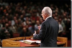 John MacArthur in pulpit