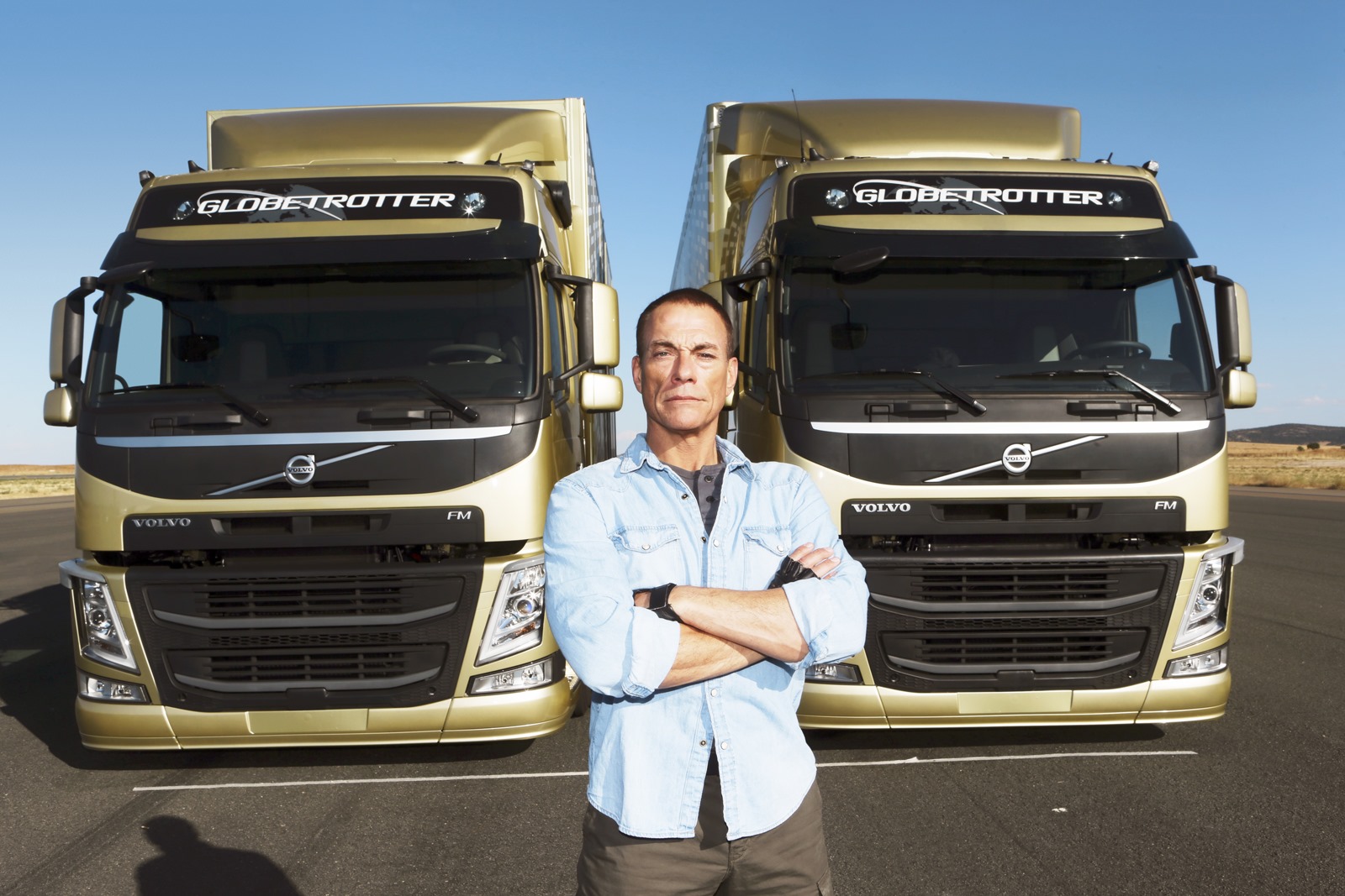 [Volvo-Trucks-Epic-Split-Van-Damme-1%255B3%255D.jpg]