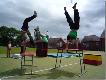 Wyche Primary School - The Nantwich Freerunners demonstration