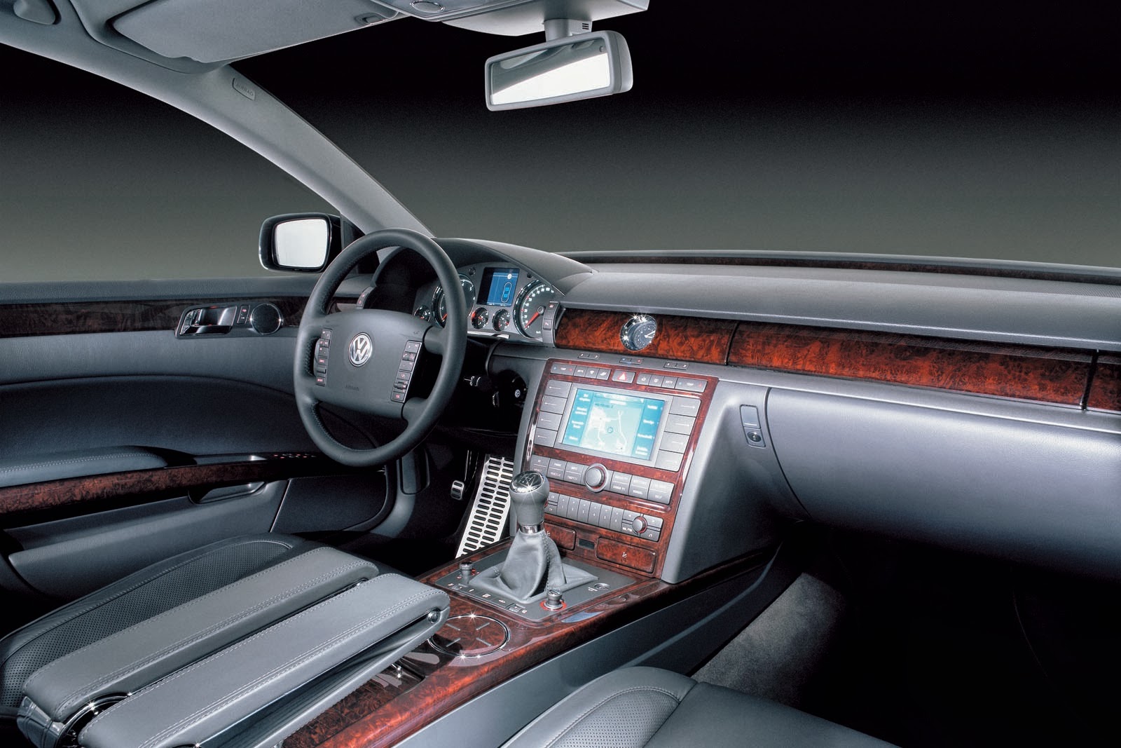 [2002-VW-Phaeton-5%255B3%255D.jpg]
