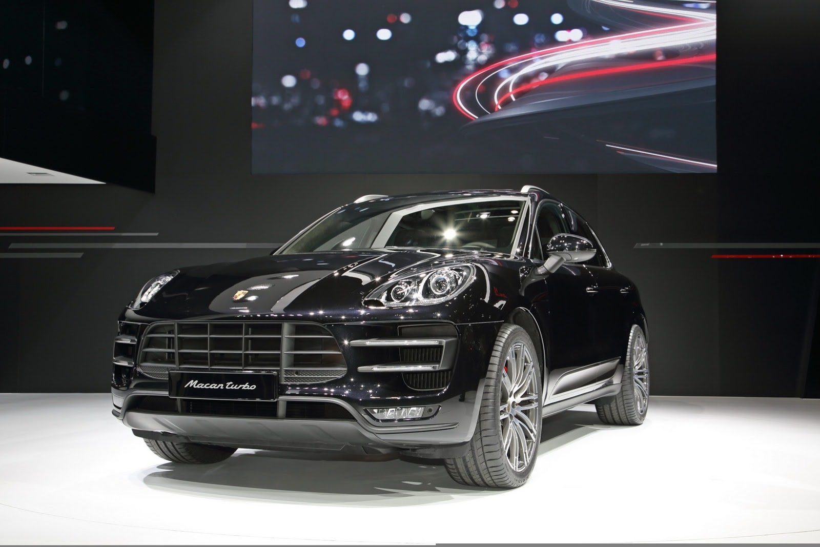 [Porsche_Macan_-1%255B2%255D.jpg]