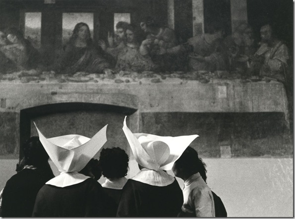 Nuns in front of Leonardos's Last Supper, Milan, 1955