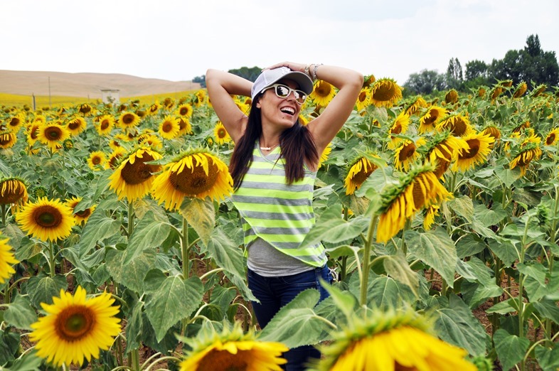 the adventure fashion blogger