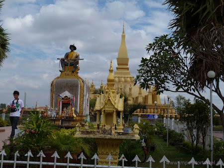 7. Pha That Luang Vientiane.JPG