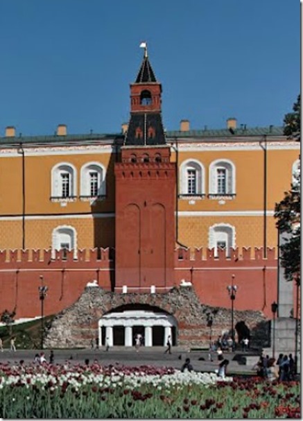 Kremlin Garden 2