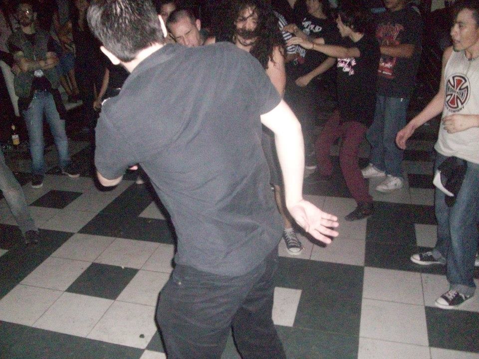 [226526_10200761130853084_94570787_n%255B2%255D.jpg]