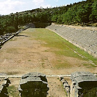 95.- Estadio de Delfos