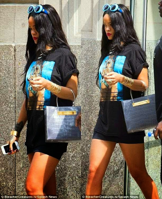 rihanna wearing t shirt