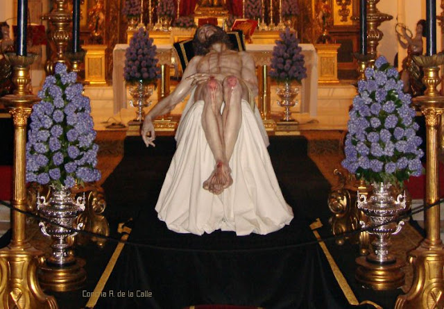 Besapie del C. de la caridad. H. de Santa Marta. 29-3-2009. Sevilla