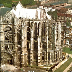 21 - Catedral de Beauvais