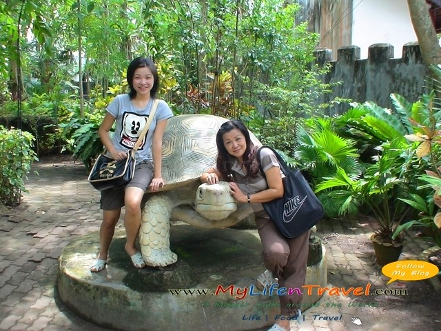 [Thailand-Phuket-Zoo-083.jpg]