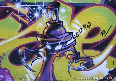[Graffiti-Mural-Art-Little-Martian%255B3%255D.jpg]