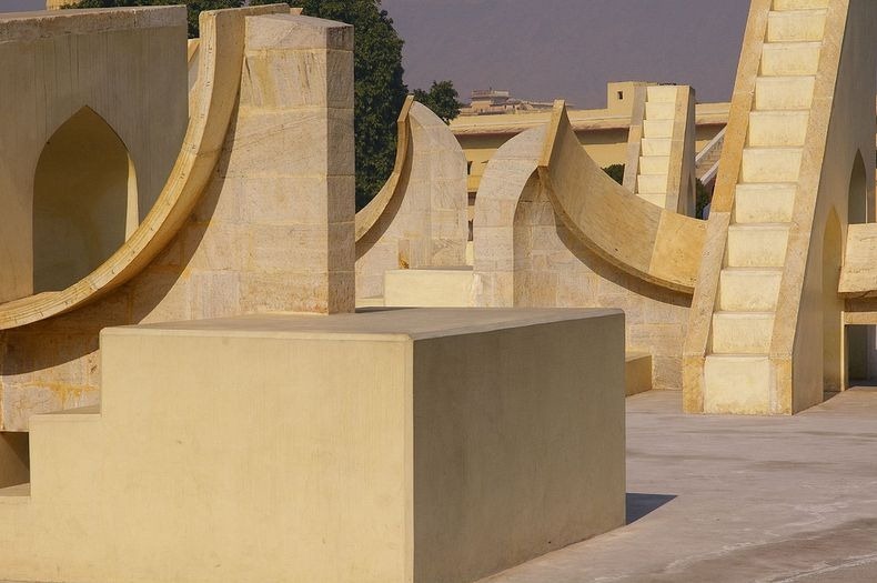 jantar-mantar-100 jantar-mantar-100