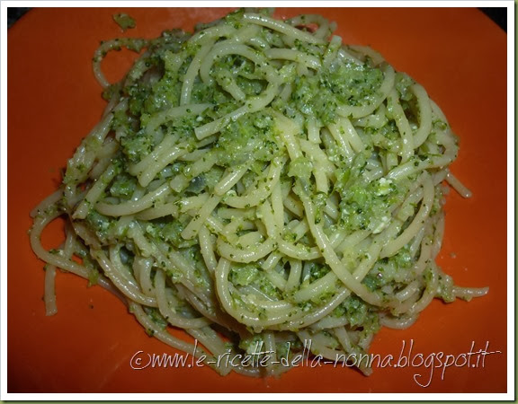 Spaghetti alla carbonara vegetariana con broccoli (9)