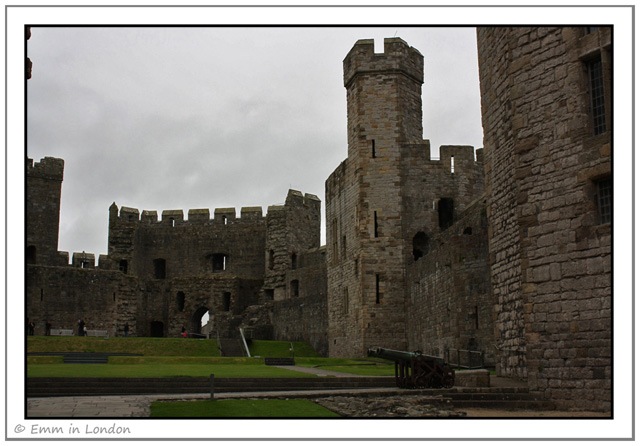 Courtyard and Cannon at Caernarfon Castle Courtyard and Cannon at Caernarfon Castle