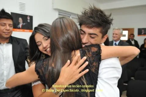 Saludos a los recièn casados.JPG